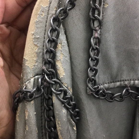 Sheri Bodell Jacket with Chain Detail - Picture 4 of 4